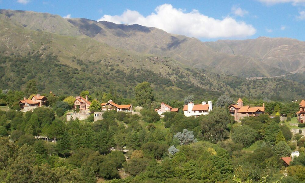 Casas en las Sierras de Comechingones. 