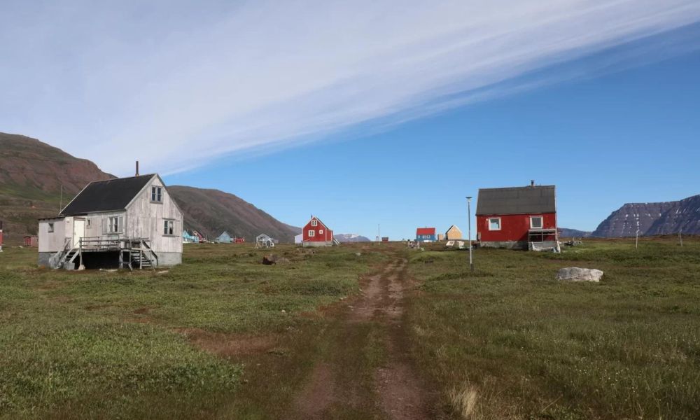 Casas del pueblo más pequeño de Groenlandia.