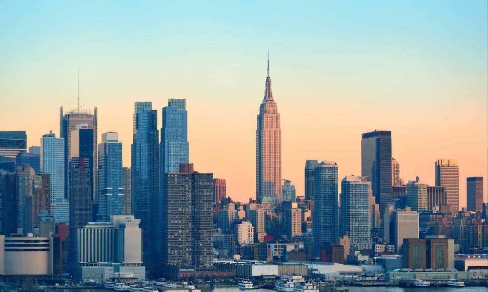 Nueva York edificios ciudad al atardecer