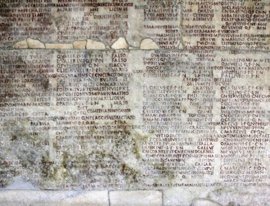 ¿Cuántos meses tenía el primer calendario romano?