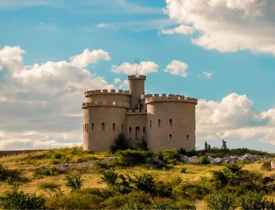 Castillo de Bivar: la misteriosa fortaleza medieval de Sudamérica que nunca se habitó