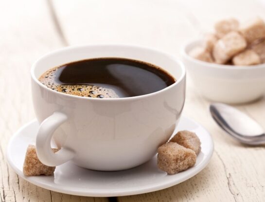 Dricka på bit: ¿conocés la costumbre de tomar café con un terrón de azúcar?