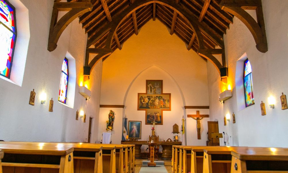 Interior de la capilla San Eduardo. 