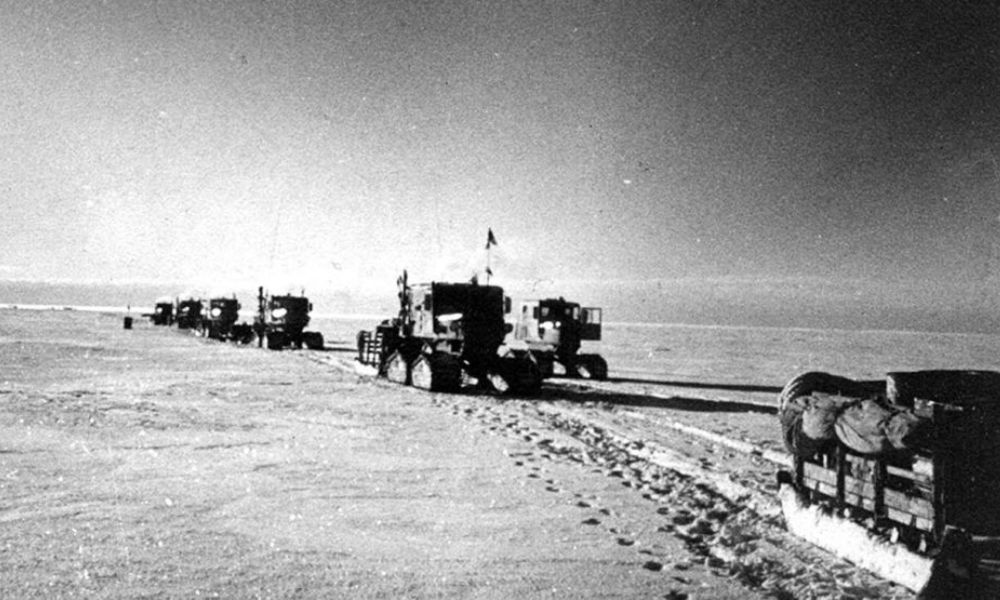 26 de octubre de 1965 - Primera expedición terrestre argentina al Polo Sur