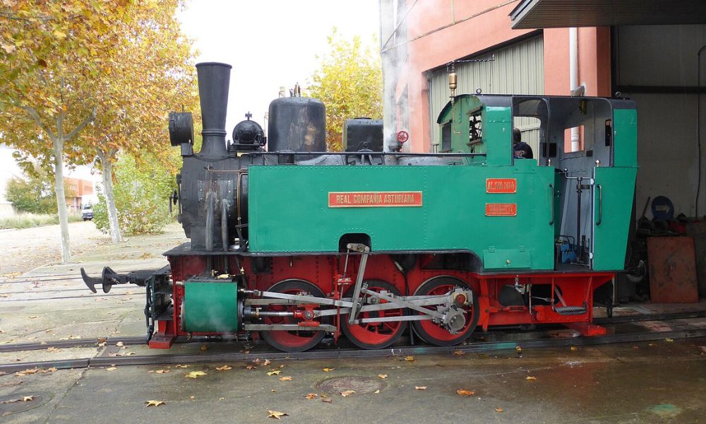 Colores de la locomotora Áliva.