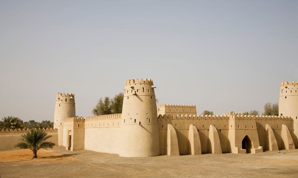 al ain castillo en la arena