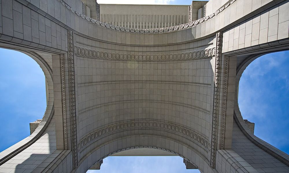 Diseño del Arco del Triunfo de Corea del Norte. 