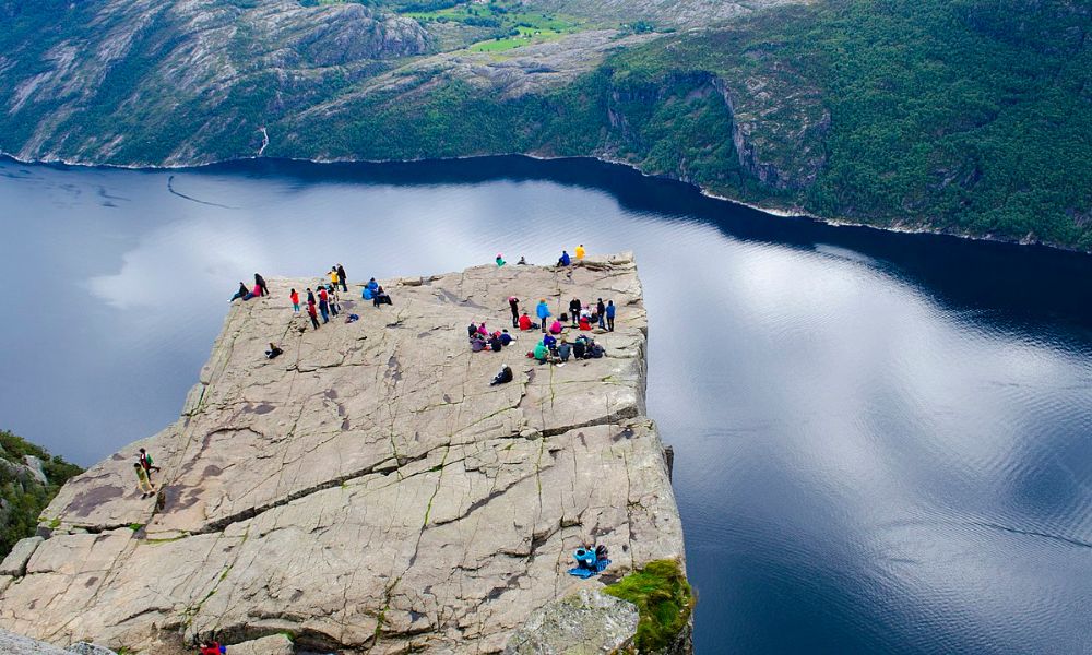 Paisajes que rodean Preikestolen.