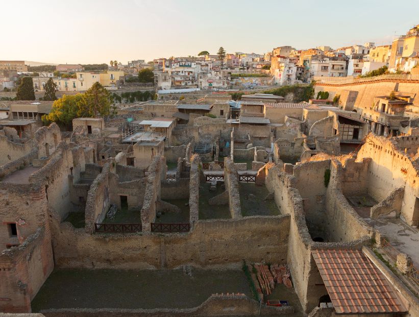 Ruinas de Ercolano, la ex ciudad romana que fue sepultada por el volcán Vesubio