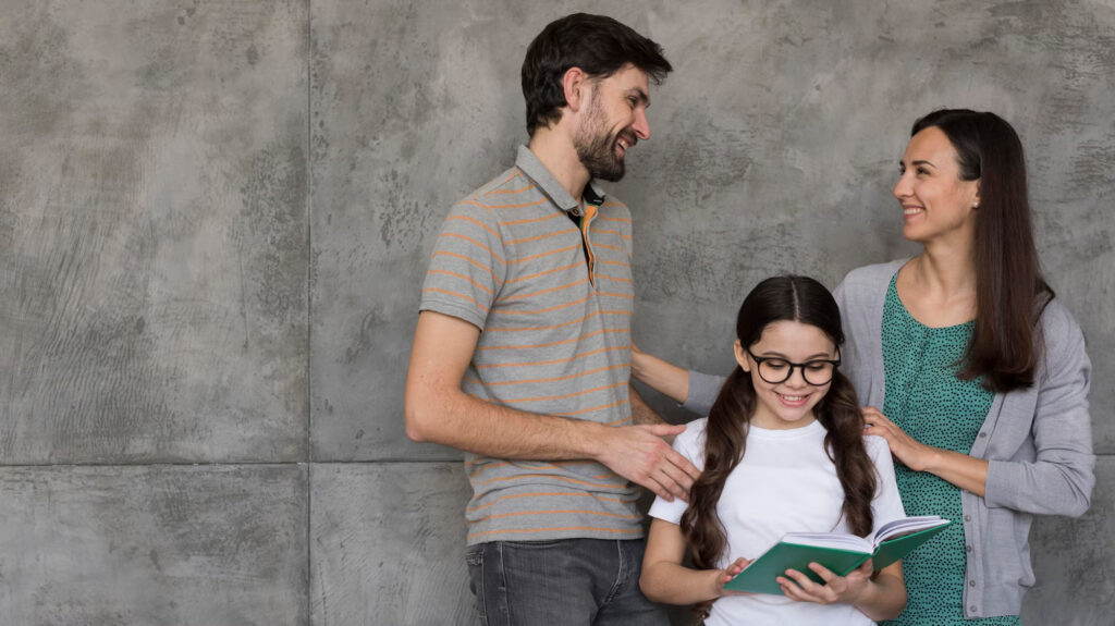 ¿La familia debe educarse para poder educar a los hijos?