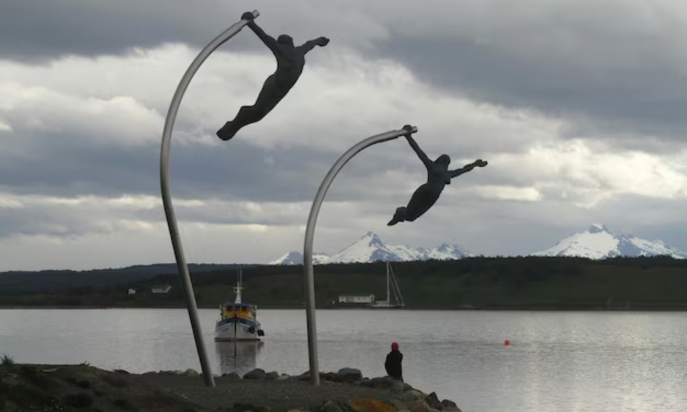 Escultura del Viento en Puerto Natales