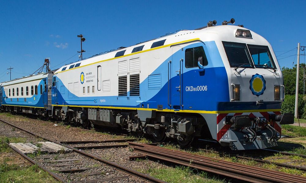 Locomotora que completa el viaje en tren más largo de Argentina.