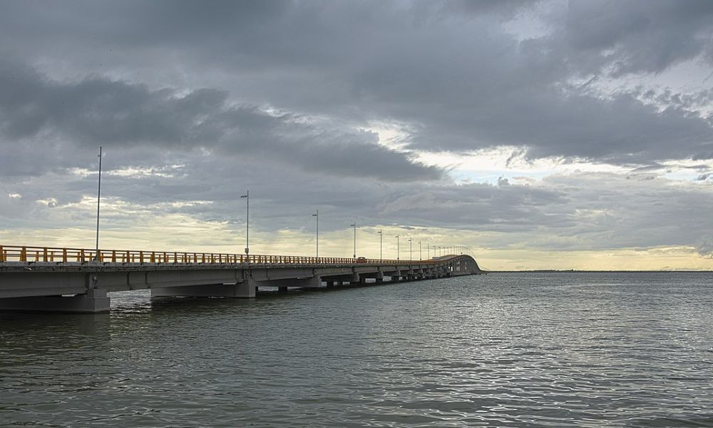 Estructura del puente más largo de México.