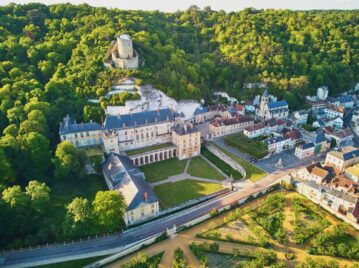 Castillo de La Roche Guyon en Francia