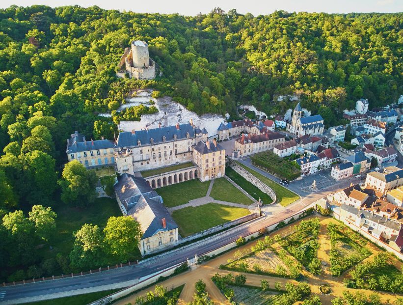 Castillo de La Roche Guyon en Francia