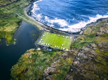 estadio eidi al lado del mar