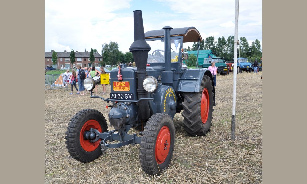 El tractor alemán Lanz Bulldog D9506, que inspiró al "Pampa", producido en la primera fábrica de tractores de Argentina.