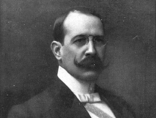 ¿Cuál fue el único político argentino en ser titular de los tres poderes del Estado?