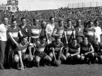 Racing Club primer equipo de fútbol argentino de la era profesional en ser tricampeón