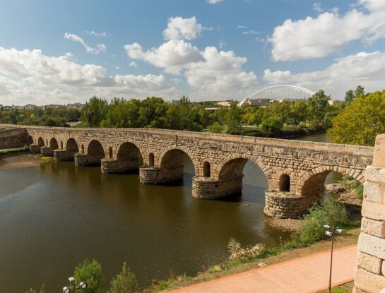 Puente romano de Mérida: la increíble construcción de 2.100 años que se conserva en España