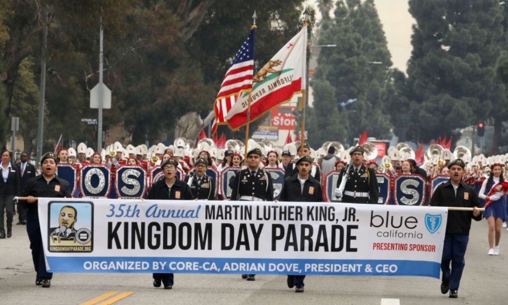 Marcha o manifestación en honor a martin luther king