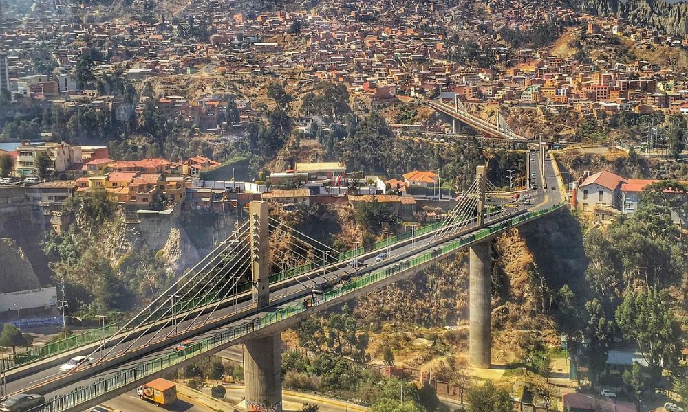 Altura de los Puentes Trillizos en Bolivia