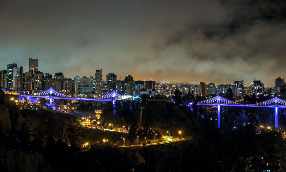 Características de los Puentes Trillizos