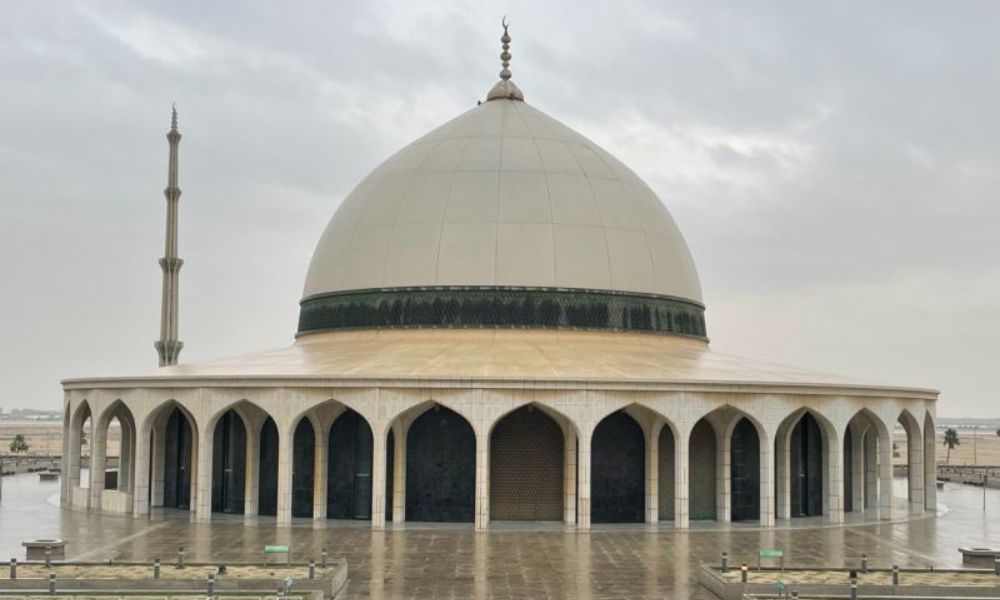 Mezquita del Aeropuerto Rey Fahd.