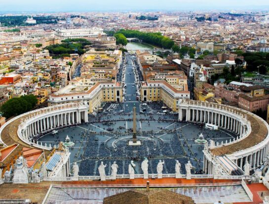 ¿Qué nacionalidad tienen las personas que nacen en el Vaticano?