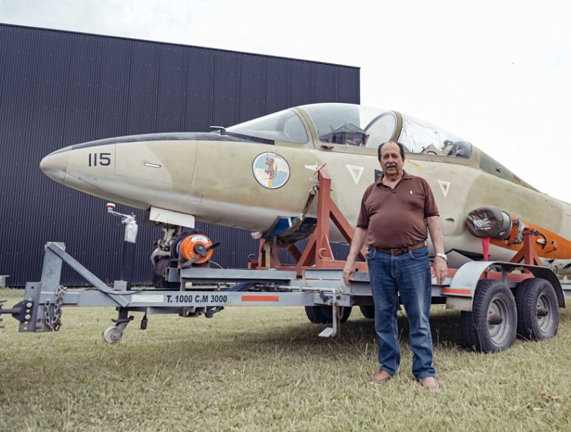 avión aermacchi owen crippa guerra de malvinas