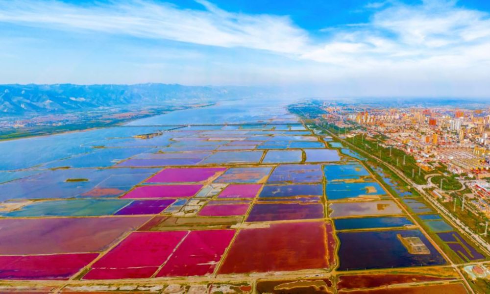 Vista panorámica del lago Xiechi de China.