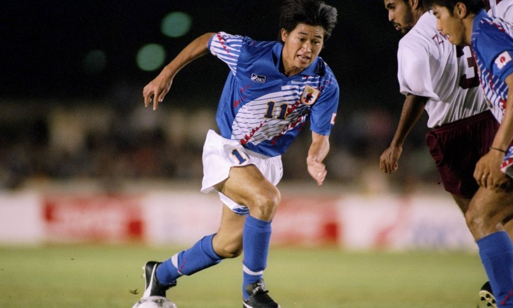 El jugador de fútbol profesional de mayor edad de joven.