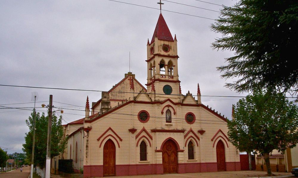 Iglesia de Alvear.