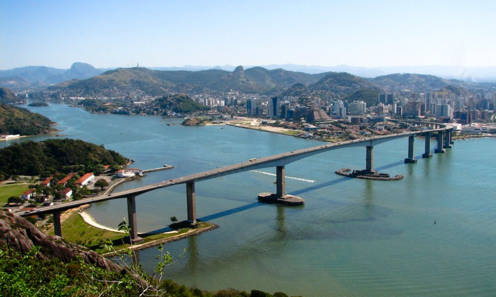 Vista aérea del puente Darcy Castello de Mendonça.