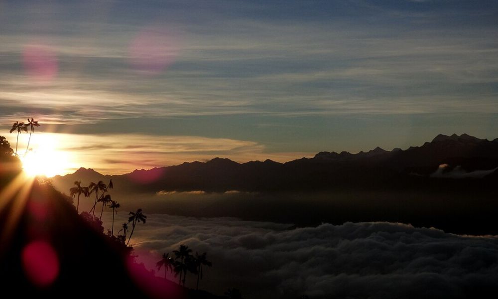 Paisajes del segundo sistema montañoso litoral más alto del mundo.