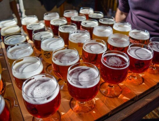 ¿En qué países es legal la venta de bebidas alcohólicas a mayores de 15 años?