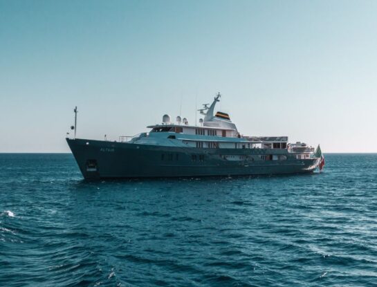 ¿Por qué la velocidad de los barcos se mide en "nudos”? 