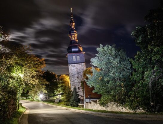 Oberkirche: la increíble construcción de Alemania que está más inclinada que la famosa Torre de Pisa