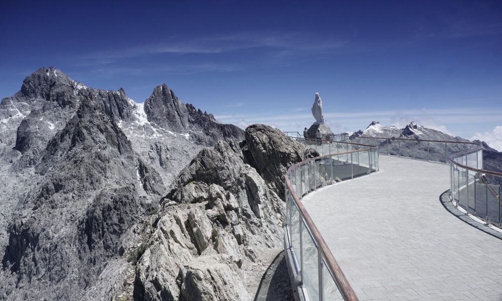 pico bolívar la montaña más alta de venezuela