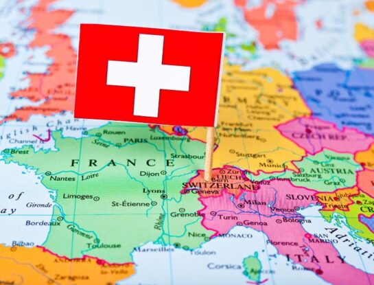 ¿Qué tiene de particular la geografía de Suiza?