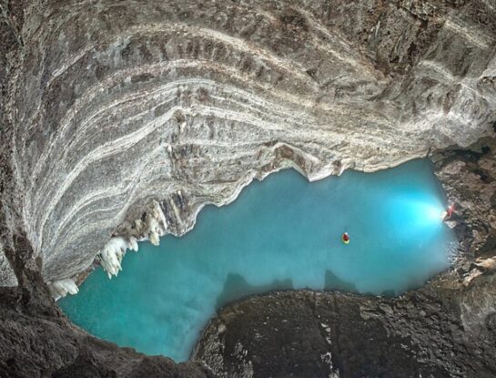 ¿Dónde queda el lago termal más grande del mundo?