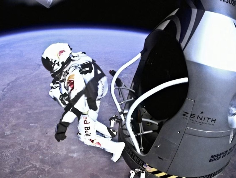 qué velocidad alcanzó Felix Baumgartner