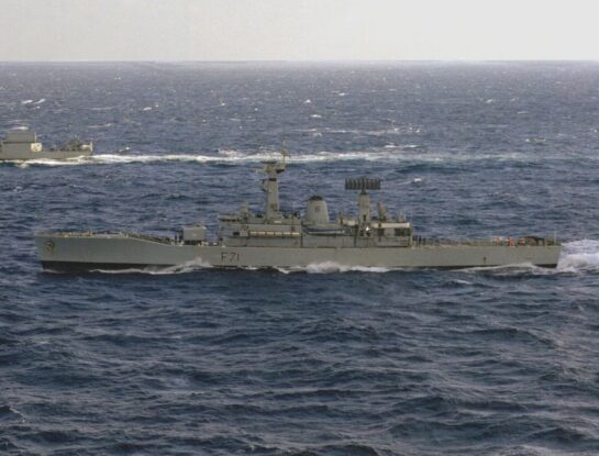 HMS Scylla (F71): la historia del primer barco de Europa que se hundió intencionalmente para crear un arrecife artificial