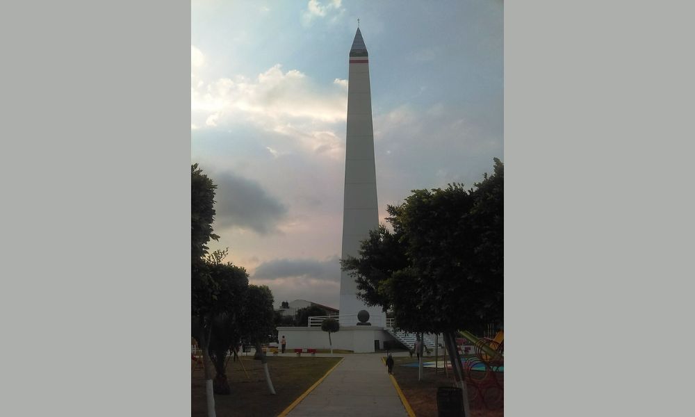 Aspecto del obelisco de Actopan.