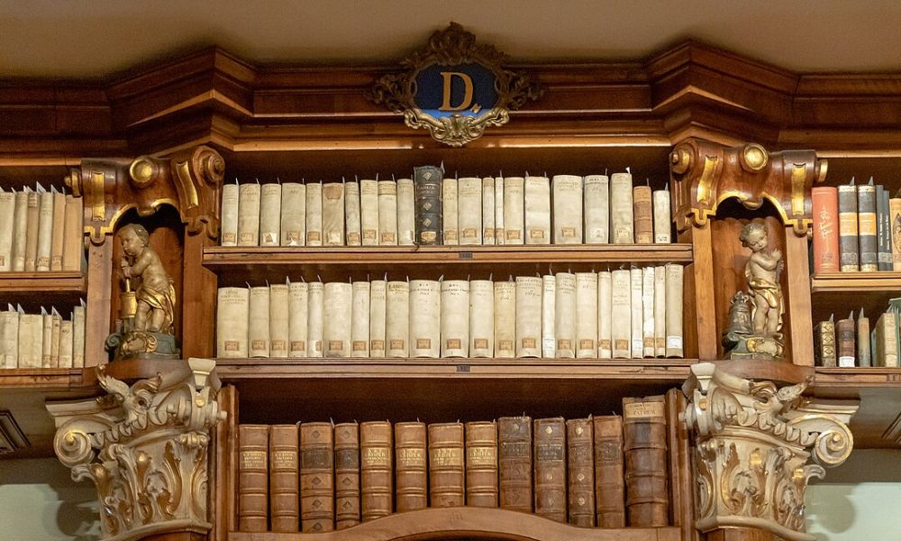 Libros de la biblioteca de la Abadía de San Gall.
