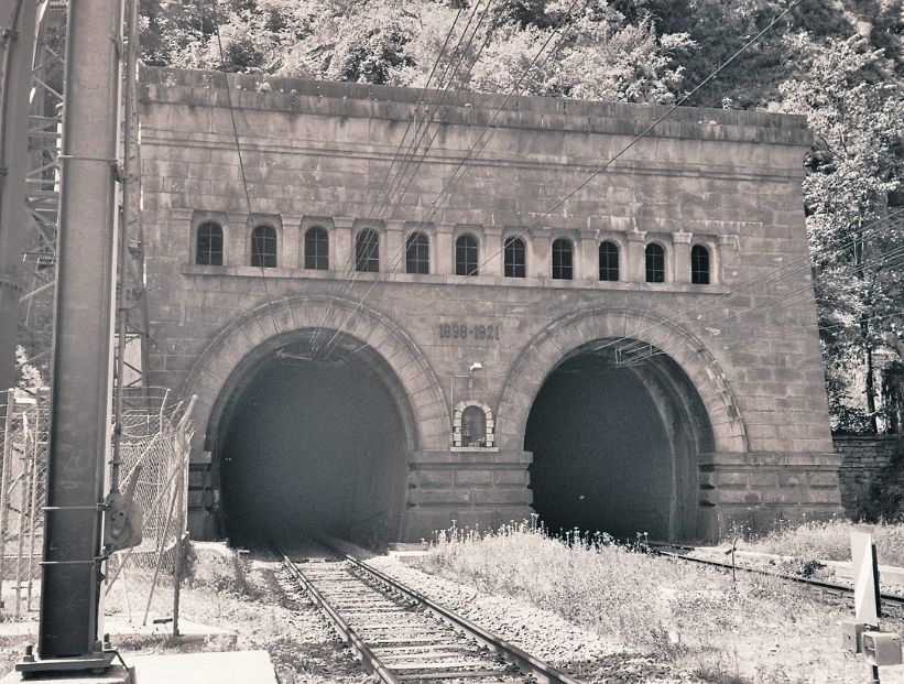 tunel-ferroviario