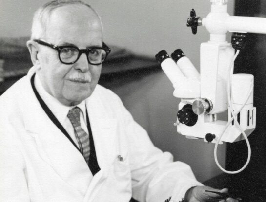 Bernardo Houssay: el médico y farmacéutico que ganó el Premio Nobel en 1947 y fue el pilar de la ciencia médica en Argentina