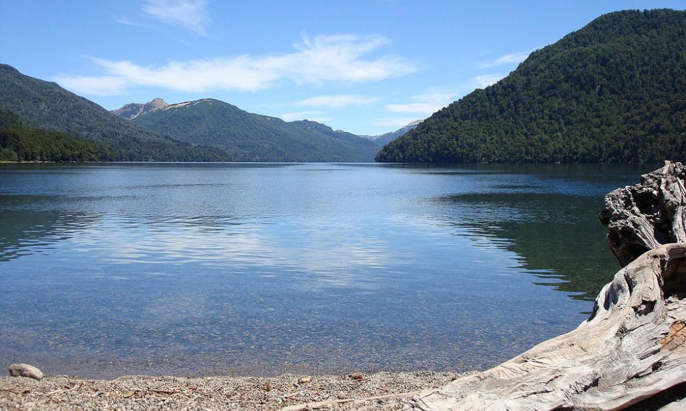 Paisajes que rodean al Lago Hermoso.