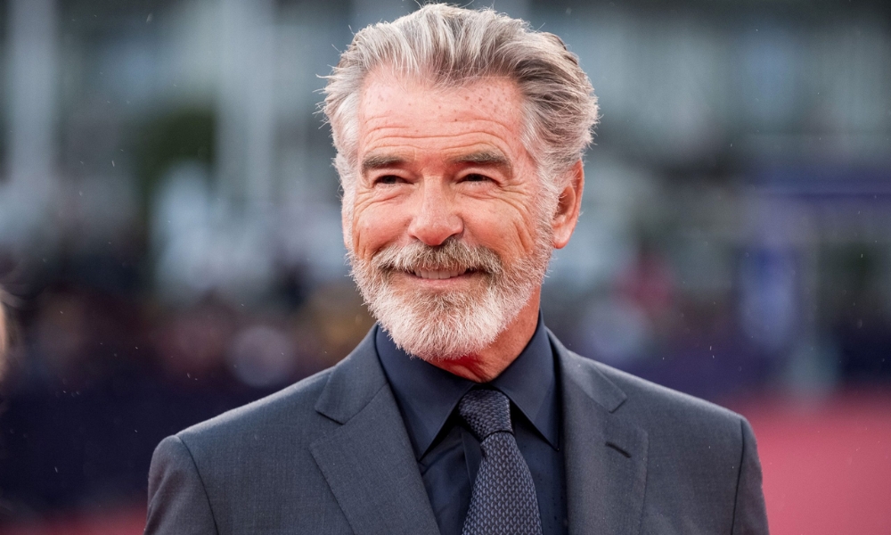 Pierce Brosnan famosos 16 de mayo