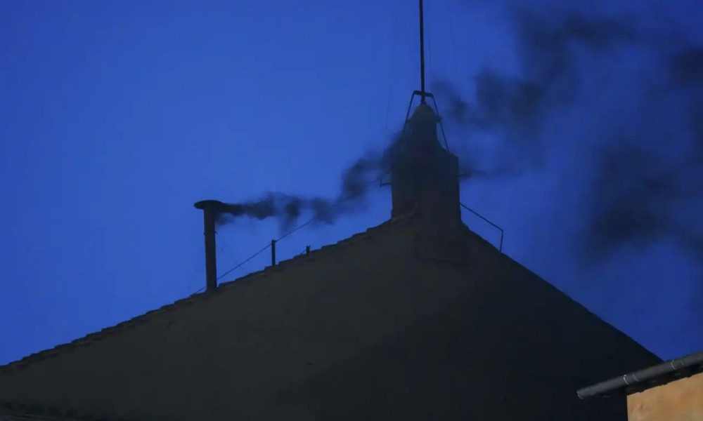 humo negro cónclave